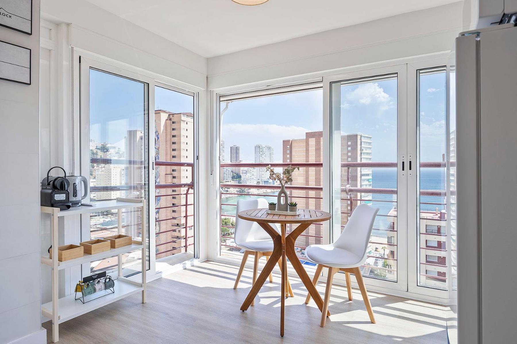 Mucho Gusto Coblanca 3 Apartment